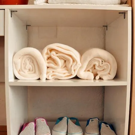 Tirana Central Guesthouse Τίρανα