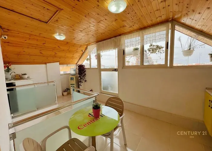 セントラル ホテル 3* ティラナ