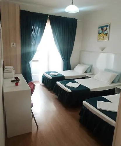 Tirana Central Guesthouse Hotel