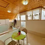 Tirana Central Guesthouse 3* Tirana