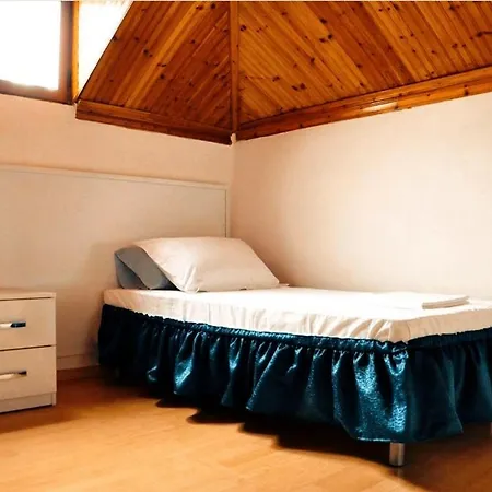 Tirana Central Guesthouse Szálloda Tirana