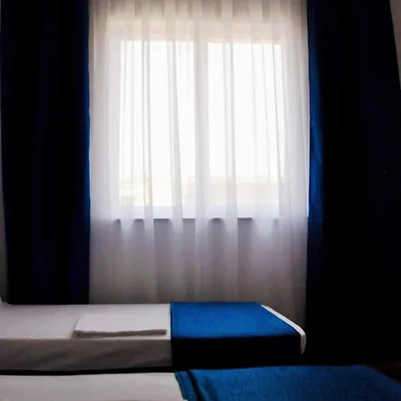 Tirana Central Guesthouse 3* Tirana